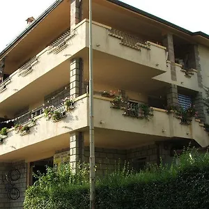 Pietro & Graziella , Sorgono Italia