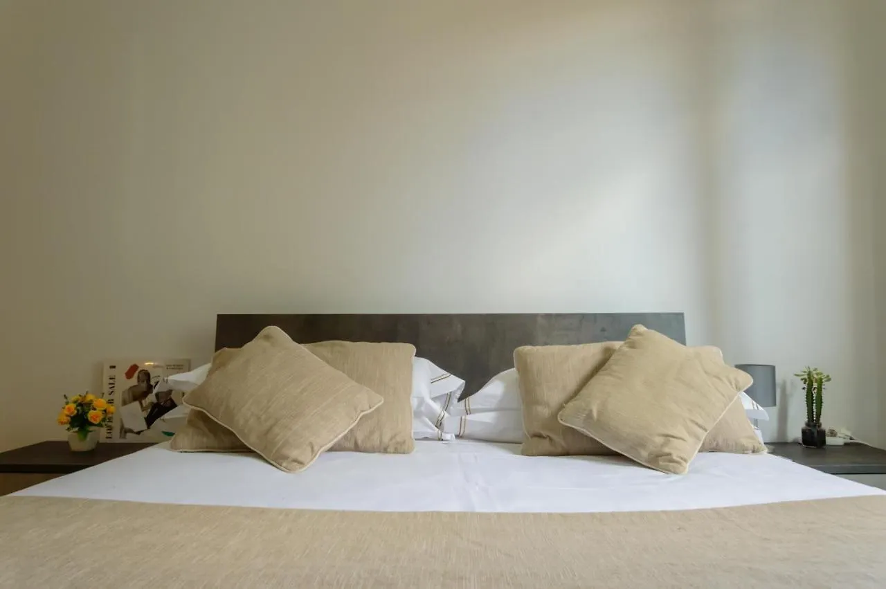 Homelink Firenze - Charlotte Italia